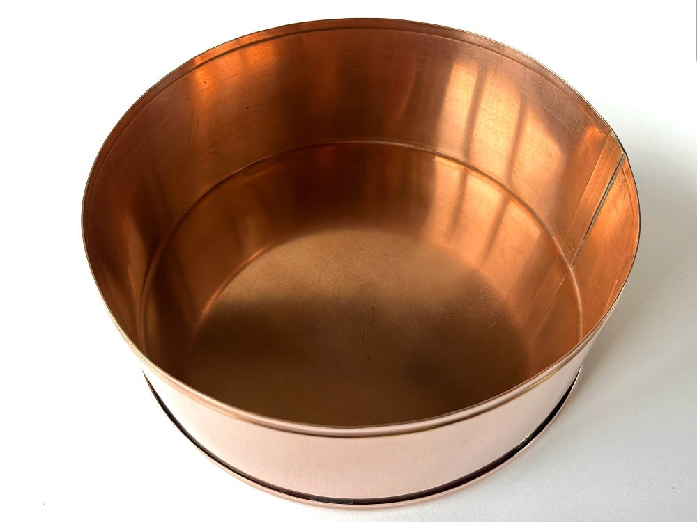 24cm copper planter top view