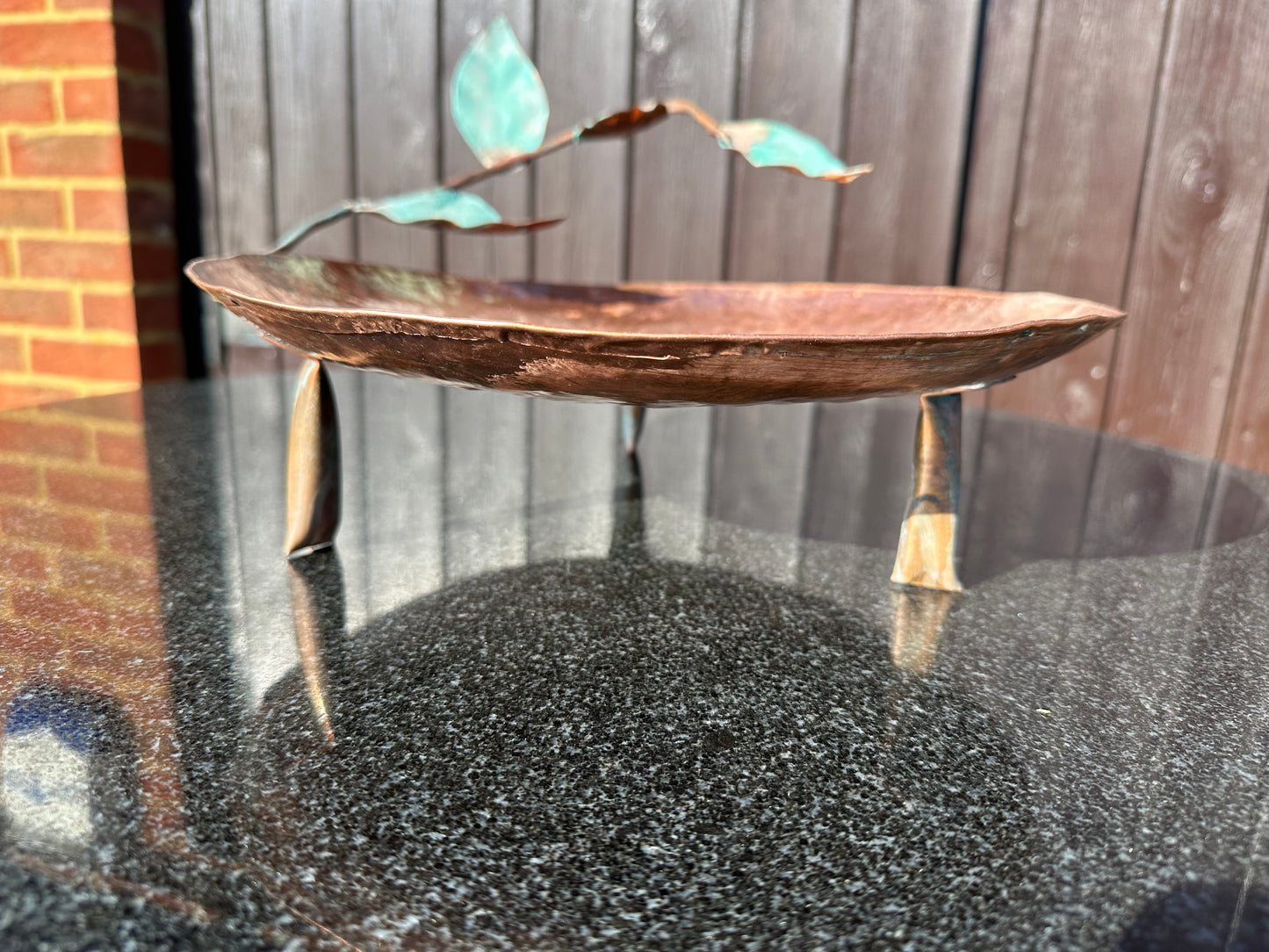 Table top or floor standing bird bath